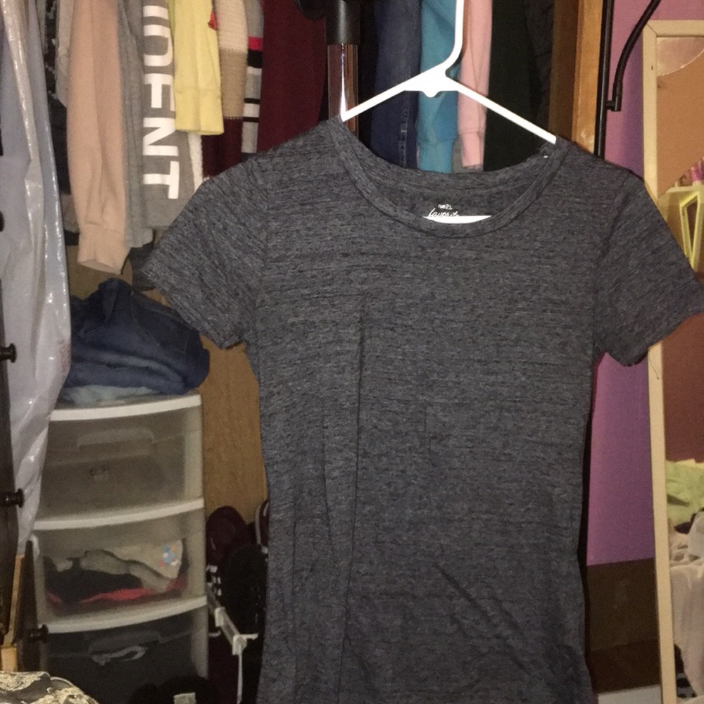 Charcoal Gray Rue21 T-Shirt (S)